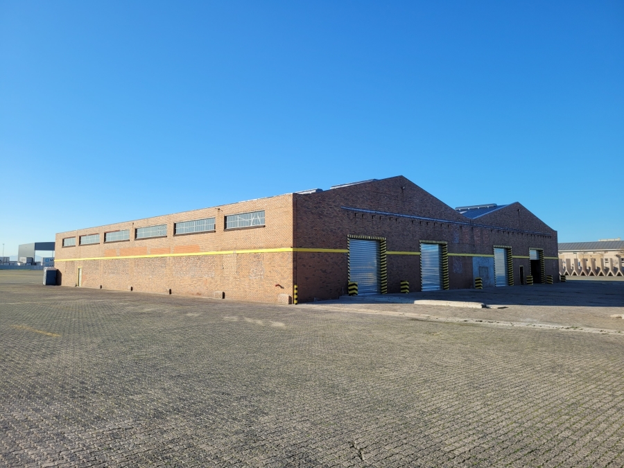 To Let Commercial Property for Rent in Maitland Western Cape